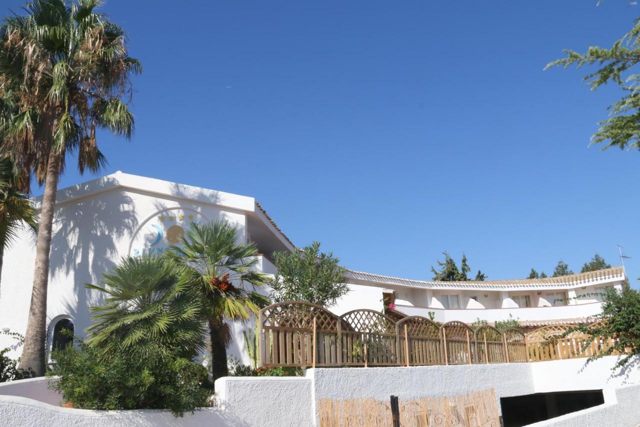 Hotel Altura Villasimius Eksteriør billede